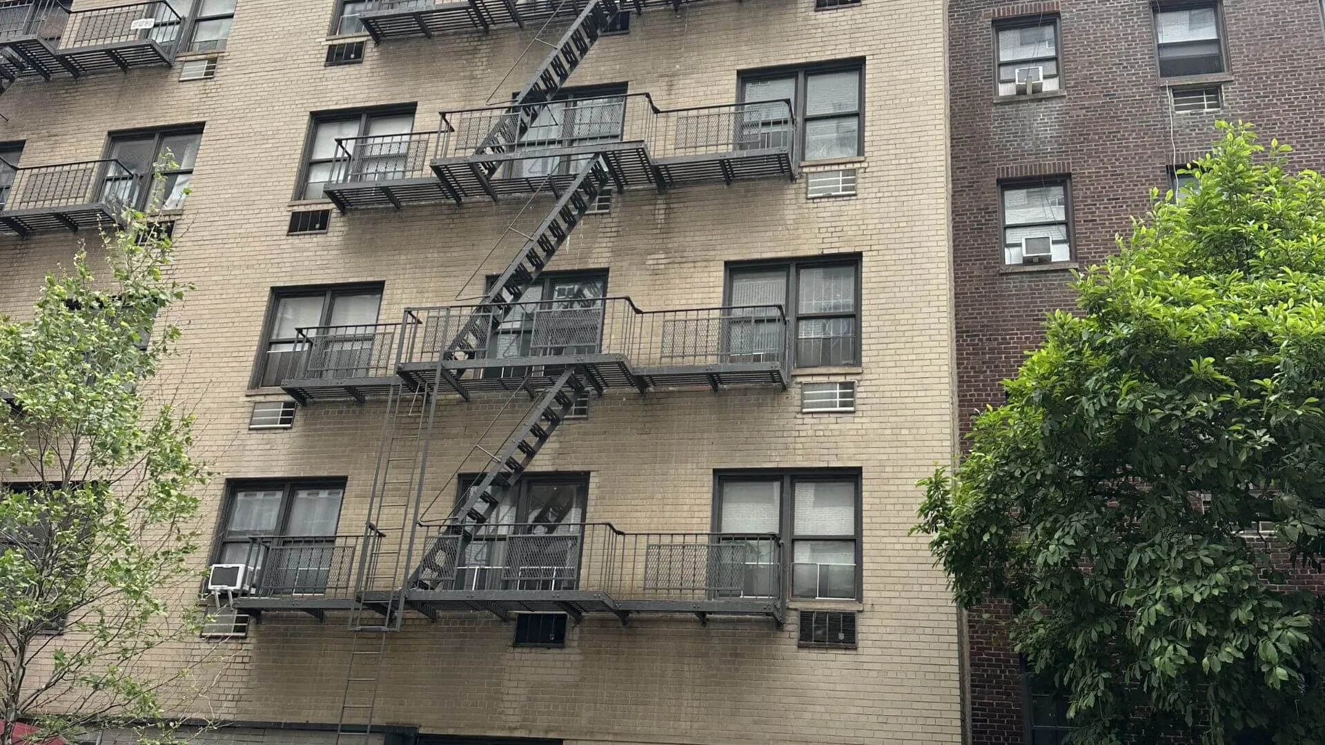 NYC building exterior inspection to assess and clear outstanding DOB violations
